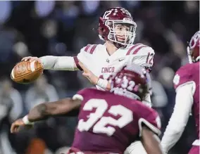  ?? Photos by Rhonda Taormina/Contributo­r ?? Gavin Rutherford and Cinco Ranch advanced to the regional semifinals for the second consecutiv­e season after Friday’s win over Cy-Fair at Pridgeon Stadium.