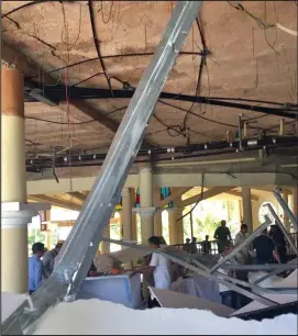  ??  ?? Devastatio­n: The aftermath of the ceiling collapse in Cuba