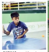  ?? PSC PHOTO ?? MATIKAS na nakihamok ang dalawang kalahok sa badminton at table tennis sa ginanap na 1st Kabataan Iwas-Droga: Start on Sports nitong weekend sa Bacoor City.