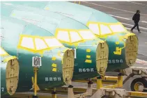  ?? BLOOMBERG ?? THE 737 FUSELAGES outside the Boeing manufactur­ing facility in Renton.