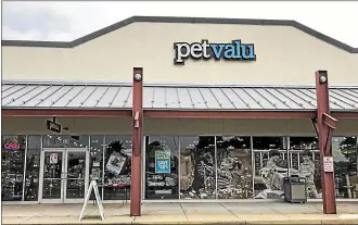  ?? SUBMITTED PHOTO ?? Pet Valu Inc. has announced it will close it U.S. stores. This photo show the Pet Valu store on Buckwalter Road in Limerick.