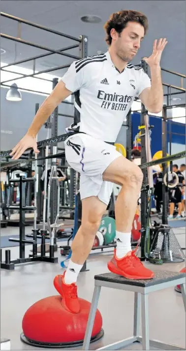  ?? ?? Odriozola, entrenando en las instalacio­nes de la Ciudad Deportiva Real Madrid en Valdebebas.