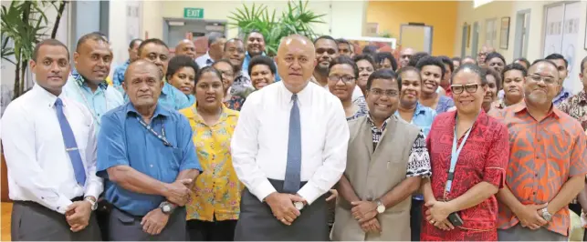  ?? Photo: Ministry of Foreign Affairs ?? The Permanent Secretary for Foreign Affairs Ioane Naivalurua (front, fourth from left), outgoing Indian High Commission­er of India to Fiji Vishvas Sapkal (front, fifth from left), with Ministry of Foreign Affairs staff members during the farewell.