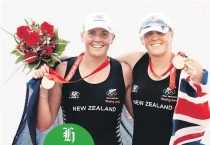  ?? Picture / Kenny Rodger ?? Georgina (left) and Caroline EversSwind­ell won in Beijing by the narrowest margin.