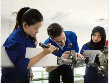  ??  ?? at unikl, 60%–70% of students’ time is spent on practical hands-on training.