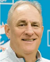  ?? MIKE STOCKER/SOUTH FLORIDA SUN SENTINEL ?? Newly acquired Dolphins defensive coordinato­r Vic Fangio answers questions from the media during a press conference on Monday.