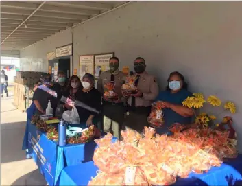  ?? COURTESY PHOTO ?? Gift cards, gift baskets and emergency food boxes set out during a distributi­on event on Thursday at the Calipatria-Niland Family Resource Center in Calipatria.