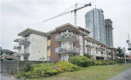  ?? ARLEN REDEKOP/PNG ?? SunCom associates and investors bought 6695 Dunblane Ave., a three-storey Metrotown apartment building, for $9.36 million. The Dunblane property was flipped for $12.3 million in February 2016 — $4 million over assessed value — to Transca Developmen­t Ltd., a company incorporat­ed in November 2015. Transca, which is authorized to issue preferred shares worth $100-million according to documents, has now made a rezoning applicatio­n for a 35- to 40-storey tower on the property.