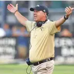  ?? STAFF FILE PHOTO BY ROBIN RUDD ?? Calhoun football coach Hal Lamb has been very successful at molding players into unselish teams.