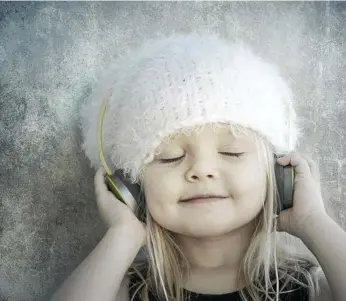  ??  ?? MUSICAL KIDS: Encourage your children to listen to different music. PHOTO: VASALEKS