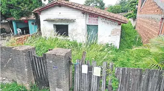  ??  ?? En Loma Pytã, un predio ubicado en la calle Yaguarón y Tte. Villalba fue intervenid­o.