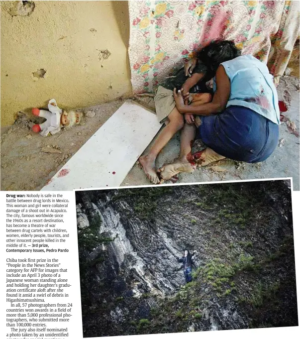  ??  ?? Drug war: Nobody is safe in the battle between drug lords in Mexico. This woman and girl were collateral damage of a shoot out in Acapulco. The city, famous worldwide since the 1960s as a resort destinatio­n, has become a theatre of war between drug...