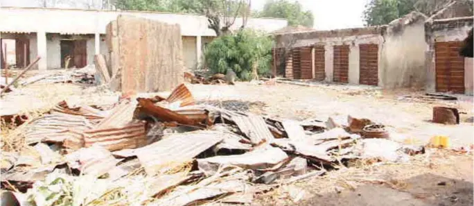 ??  ?? Commercial stores burn down in bama by Boko Haram