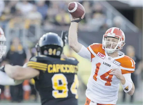  ?? — THE CANADIAN PRESS FILES ?? Lions quarterbac­k Travis Lulay brings the top-ranked offence in the CFL into Commonweal­th Stadium tonight to take on the league’s best defence in the undefeated Edmonton Eskimos in a game between the top two teams in the CFL.