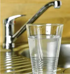  ?? Foto: bwz (Symbolbild) ?? Auch in Schönebach muss das Wasser abgekocht werden.