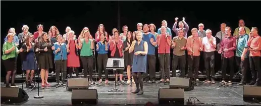  ?? Foto: The Single Singers ?? Die Single Singers bei einem Auftritt bei dem Aarhus Vocal Festival in Dänemark im vergangene­n Jahr.