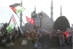  ?? ?? הפגנות נגד ישראל בטורקיה צילום: רויטרס