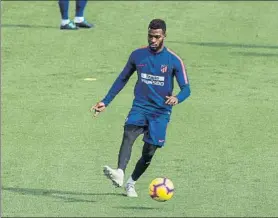  ?? FOTO: EFE ?? El internacio­nal francés será titular con el Atlético ante el Leganés en Butarque