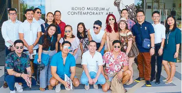  ??  ?? Loving Iloilo: Megaworld Corporatio­n’s Harold Geronimo with staff Nate Dacua, Alden Cedo, Erickson Beco, and MJ de Leon; media guests Ching Alano, Raoul Chee Kee, Regina Posadas, Lito Cinco, Iza Iglesias, JT Nisay, Barry Viloria, Isabel Vitangcol, and...