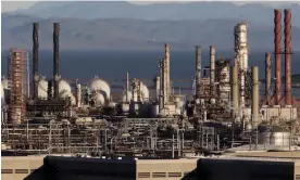  ?? Photograph: Jessica Christian/AP ?? The Chevron oil refinery in Richmond, California.