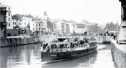  ??  ?? Above, Graham Best remembers taking a river trip in 1950, similar to this one from 1955. Left, Beese’s tea gardens in the early 20th century.