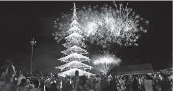  ?? TIMOGAN/CIO TAGUM ?? Tagum City’s giant Christmas tree is finally lit in an elaborate ceremony last November 18, 2018 at the City Hall Grounds.LEO