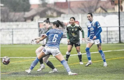  ?? CARLOS GIL ?? Cacereño Femenino-Alhama del pasado 11 de febrero.