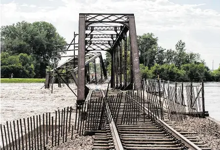US bridges could ‘fall apart like Tinkertoys’ as climate changes ...
