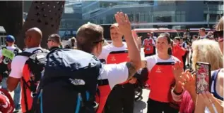  ?? INVICTUS TORONTO ?? Members of Team Canada arrive in Toronto Thursday. Seventeen nations will participat­e in the Games.