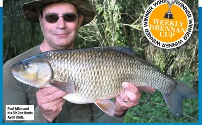  ??  ?? Paul Allen and his 8lb 2oz Hants Avon chub.