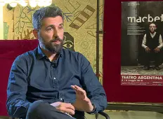  ??  ?? Regista Alessandro Serra porta in scena a Napoli il suo spettacolo­caso tratto da Shakespear­e