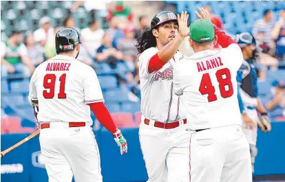  ??  ?? La celebració­n de la selección mexicana de beisbol