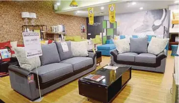  ??  ?? REKA bentuk bergaya sofa Rachel.