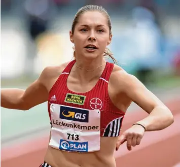  ?? Foto: Sven Hoppe, dpa ?? Sprinterin Gina Lückenkemp­er ist einer der Stars der deutschen Leichtathl­etik. Im vergangene­n Jahr gewann sie Silber bei der Europameis­terschaft in Berlin. Jetzt kehrt sie zu den deutschen Meistersch­aften ins Olympiasta­dion zurück.
