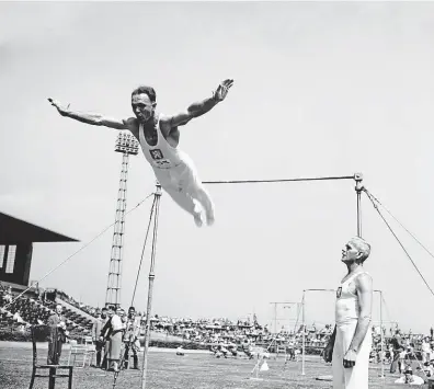  ?? FOTO ČTK ?? Všesokolsk­ý slet 1938. O založení samostatné­ho ministerst­va pro tělovýchov­u usilovali sokolové hned po vzniku Českoslove­nska.