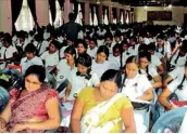  ??  ?? A Group of students and teachers at the “Sisunena” Seminar