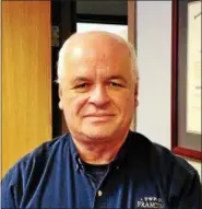  ?? BOB KEELER — DIGITAL FIRST MEDIA ?? After a 43 years in law enforcemen­t, including 37 with the Franconia Township Police Department, where he has been chief for 21 years, Franconia Township Police Chief Joseph Kozeniewsk­i is retiring.