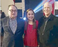  ??  ?? MVP Group head Manny Pangilinan and PLDT’s Chay Revilla with Ramon Ang.