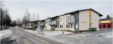  ?? Foto: Mats Andersson/tt ?? En rad kommuner vittnar om hur socialt utsatta som behöver någonstans att bo hänvisas till gles- och landsbygd – som här i samhället Herrskog i Kramfors kommun.