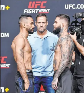  ?? Chris Unger Zuffa LLC ?? Underdog Rob Font, left, and Cody Garbrandt, an ex-champ, meet in Saturday’s main event of UFC Fight Night 188 at the Apex.