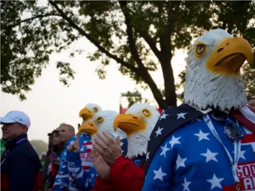  ??  ?? American fans in their finery (Getty)