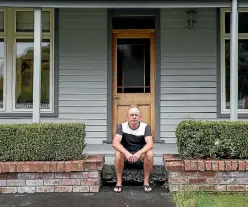  ?? PHOTO: ALDEN WILLIAMS/FAIRFAX NZ ?? Brooklands resident Stephen Bourke wants to rebuild his red-zoned home.