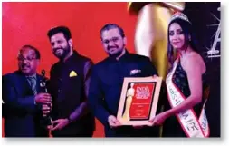  ??  ?? The award was given to Cox &amp; Kings and, received by Nagender Panwar, National Head Operations and Contractin­g and Yusuf Poonawala, Senior Vice President