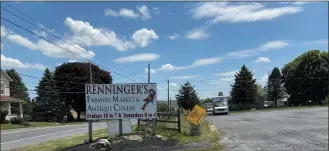  ?? EVAN JONES - READING EAGLE ?? Renninger’s in Maxatawny Township near Kutztown anticipate­s strong sales when it reopens.