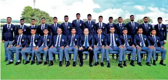  ?? PIC COURTESY SLC ?? Sri Lanka U-19 Cricket Team with officials