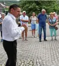  ?? FOTO: REINER SCHMALZL ?? Andreas Henning empfängt die Heimatkund­ler.