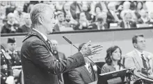  ?? GARY YOKOYAMA THE HAMILTON SPECTATOR ?? Hamilton Mayor Fred Eisenberge­r gives his inaugural address to the new Hamilton city council this past Monday.