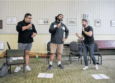  ?? Photo / Alex Burton ?? From left to right, Rutene Spooner, Ipu Laga’aia and Chris McRae in rehearsal at the Pitt St Methodist Church. They will be joined on a nationwide tour starting this month by The New Zealand String Quartet .