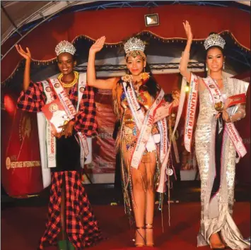  ??  ?? Hillary with her runner-ups at the Miss Teen Heritage World 2016