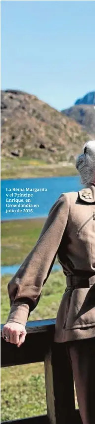  ??  ?? La Reina Margarita y el Príncipe Enrique, en Groenlandi­a en julio de 2015